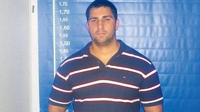Deputada quer revogar medalha concedida por Flávio Bolsonaro a Adriano da Nóbrega