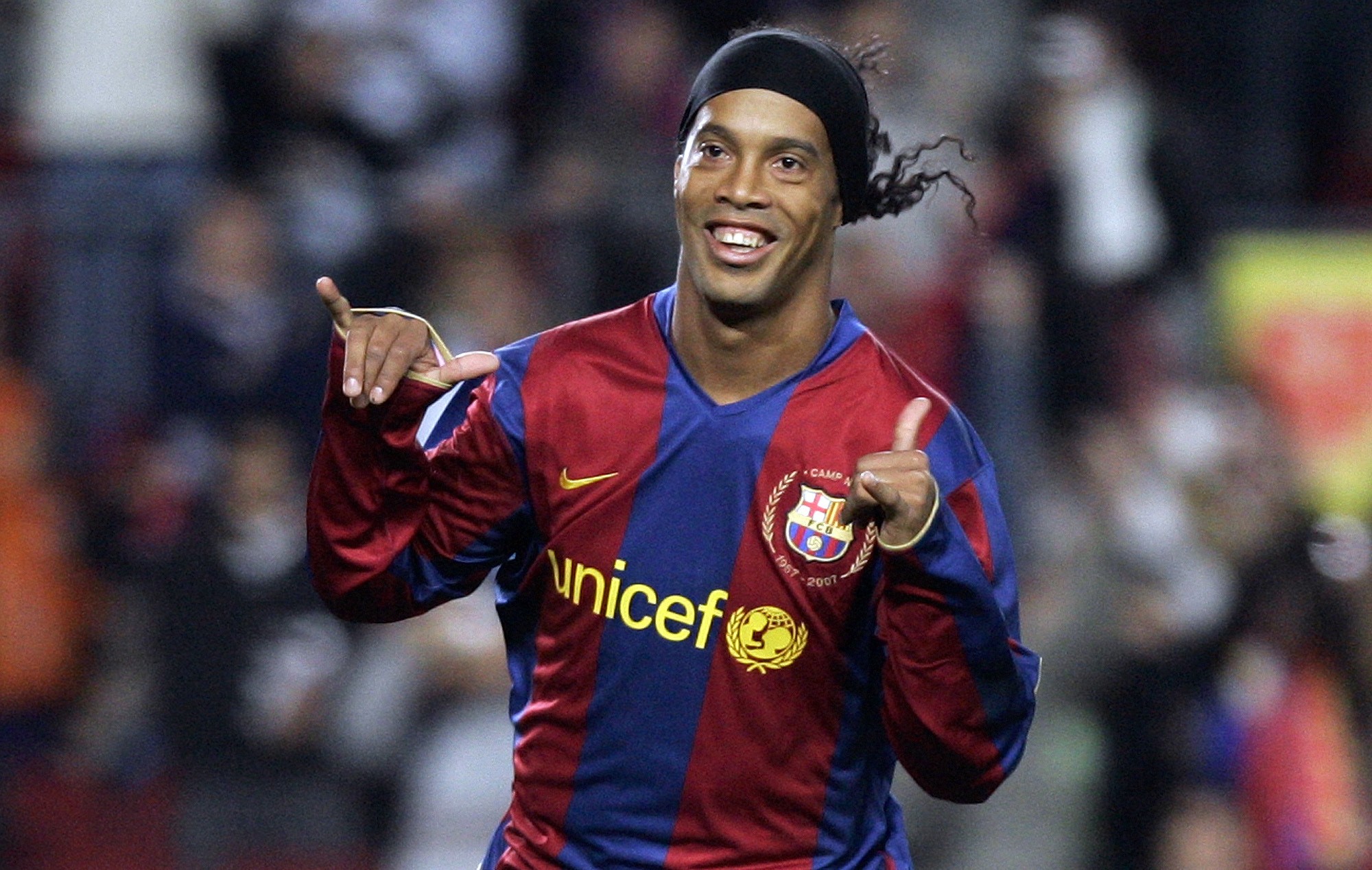 Com a Copa do Mundo, músicas de Ronaldinho Gaúcho crescem mais de 40% e são fenômeno na Geração Z