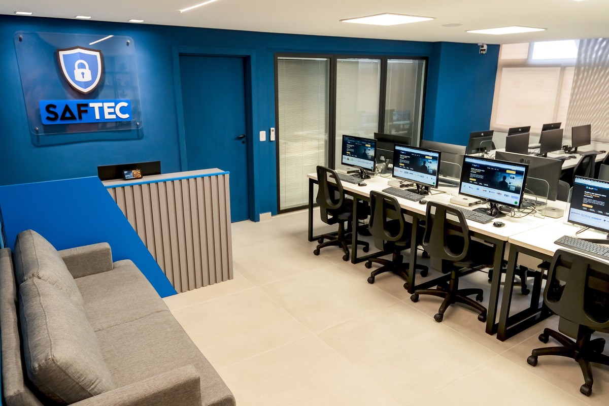 Saftec Digital aponta por que empresas estão investindo cada vez mais em presença qualificada nos portais de notícias - QTU Questões do Universo