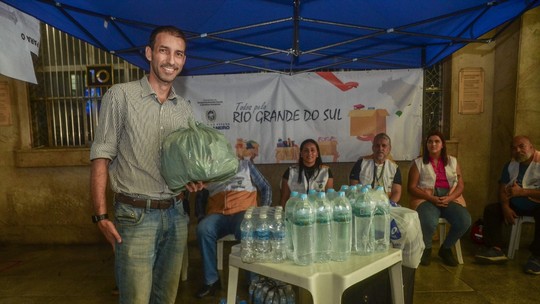 Secretaria de Estado de Desenvolvimento Social e Direitos Humanos faz campanha de arrecadação para o Rio Grande do Sul na Central do Brasil