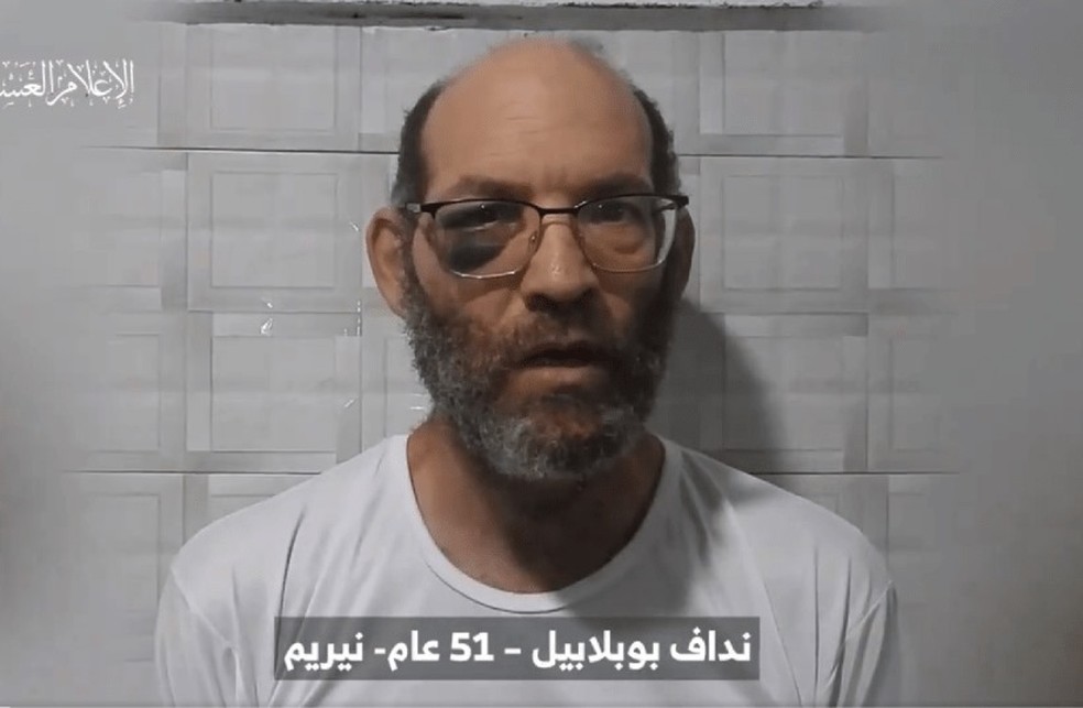 Vídeo divulgado pelo Hamas em 11 de maio de 2024 mostra o refém Nadav Popplewell — Foto: Reprodução