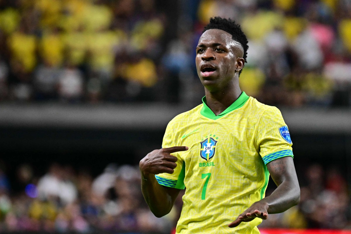 Vinicius Júnior se desculpa após eliminação da seleção: 'Falhei ao ...