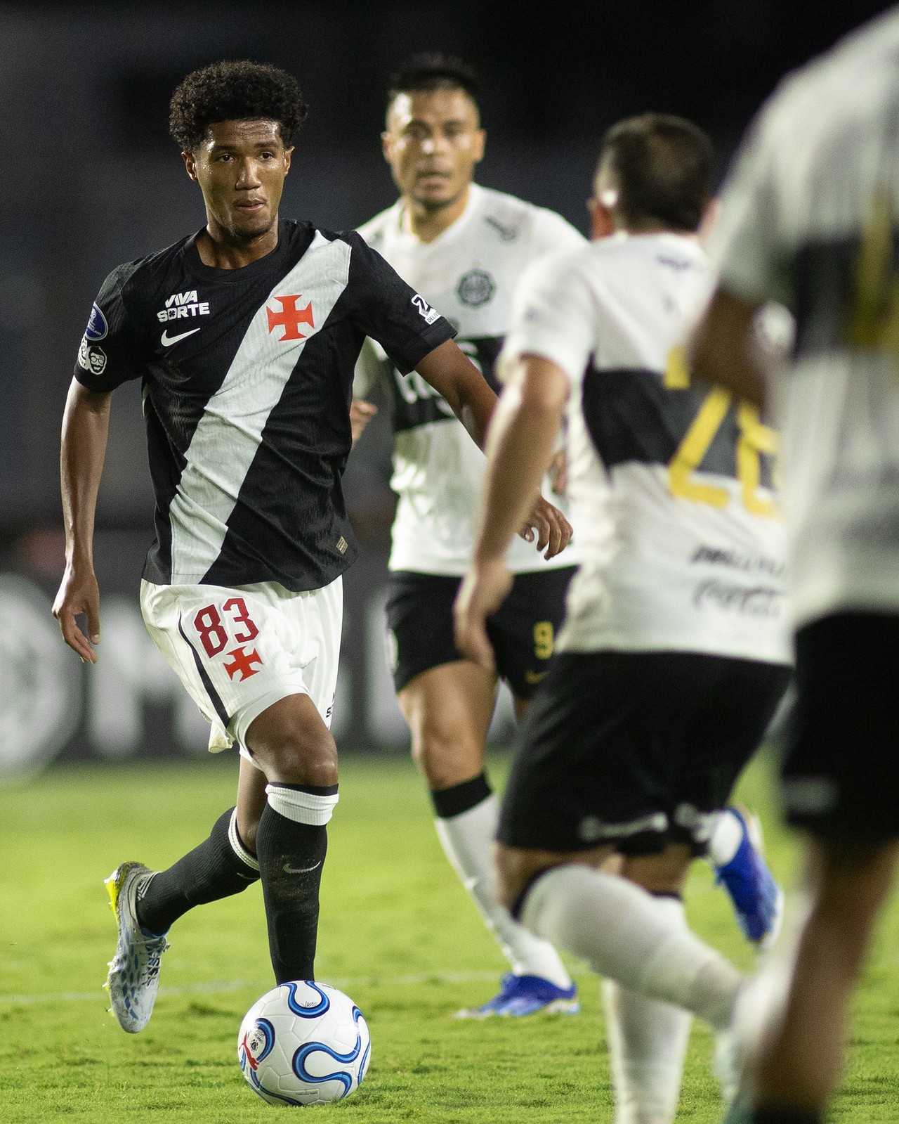 Integrado ao profissional do Vasco, Ramon Rique é convocado para seleção sub-20