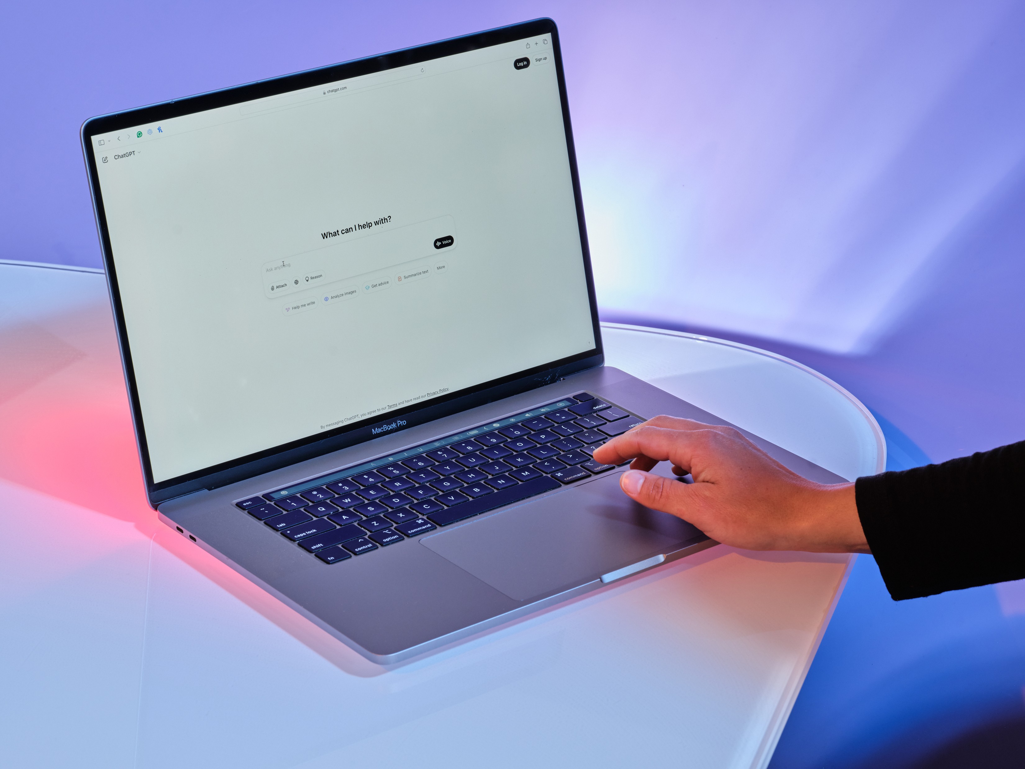 Conto vencedor de prêmio literário na Inglaterra pode ter sido criado por inteligência artificial