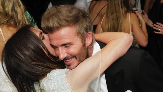 Victoria se declara para David Beckham, que faz 49 anos; veja curiosidades sobre o ex-jogador