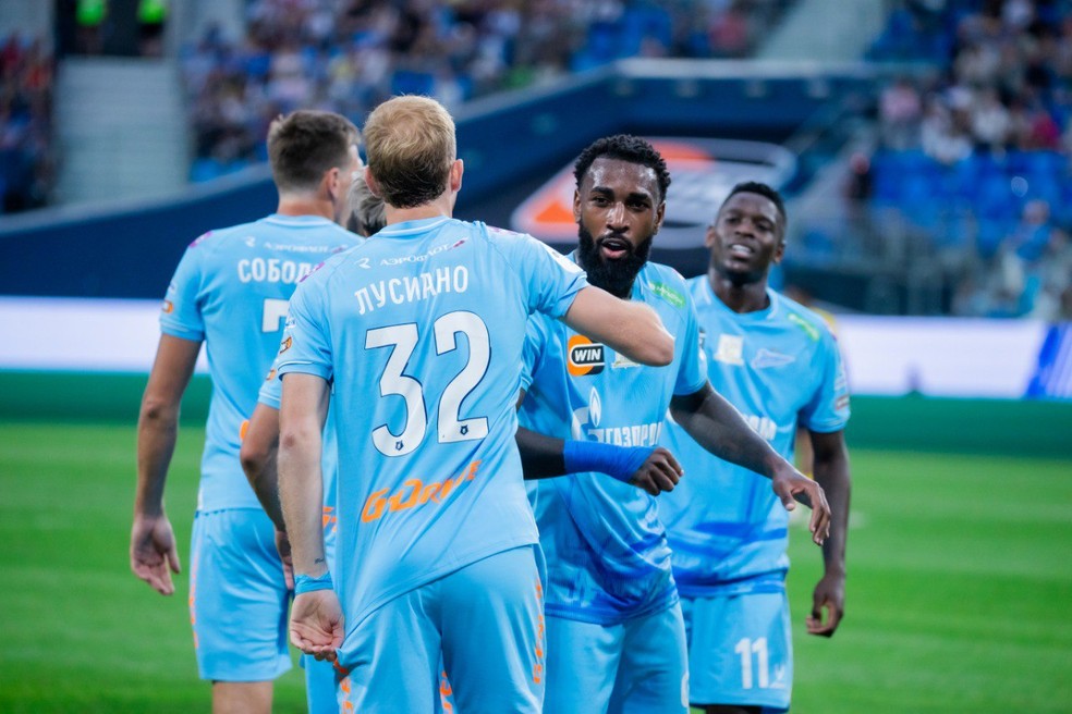 Gerson em campo pelo Zenit — Foto: X/Zenit