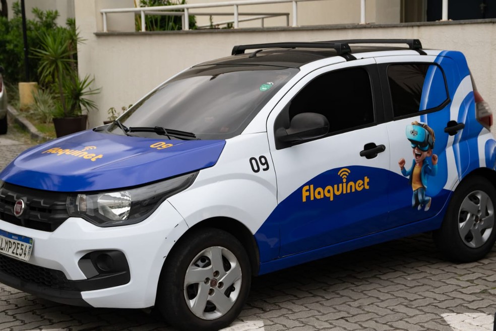 Operação da DDSD, da Polícia Civil, mira exploração clandestina de serviço de internet por CV e TCP — Foto: Divulgação/ PCRJ