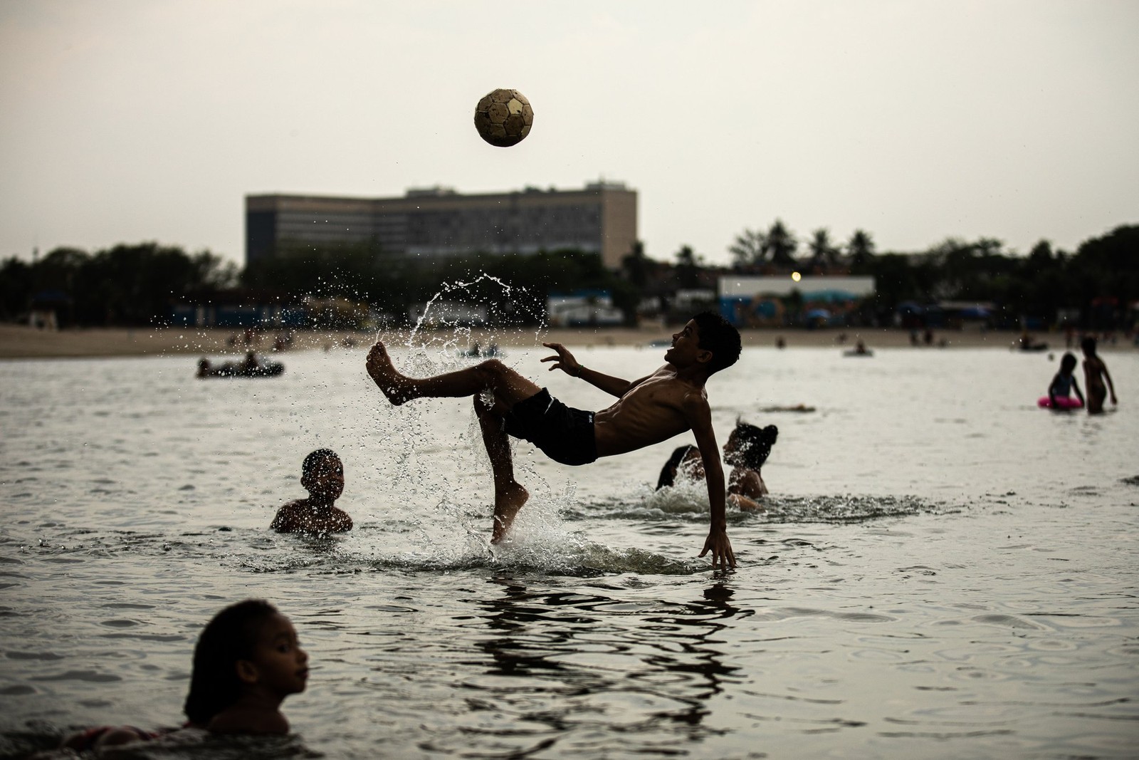 O calor mata 15 milhões de pessoas ao ano, afirma OMS; entenda e saiba ...