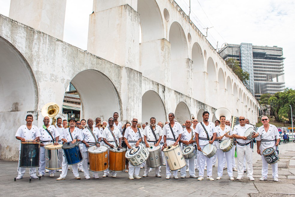 Cordão da Bola Preta faz esquenta para o carnaval 2026 com samba e feijoada — Foto: Michelle Beff