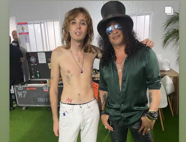Quem é Slash na fila do pão?