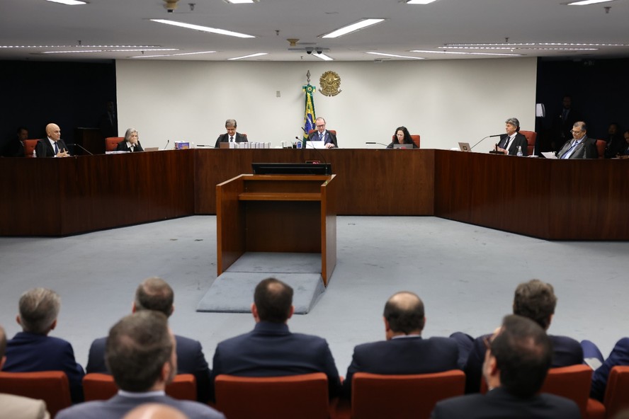 Primeira Turma do STF no segundo dia de julgamento da trama golpista