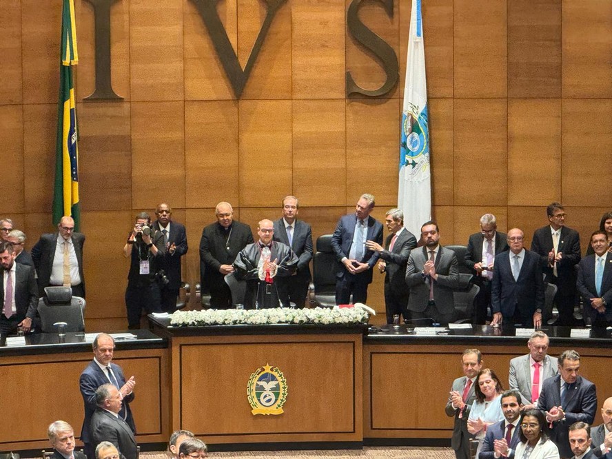 Novo presidente do TJRJ toma posse: 'podem esperar um tribunal mais ...