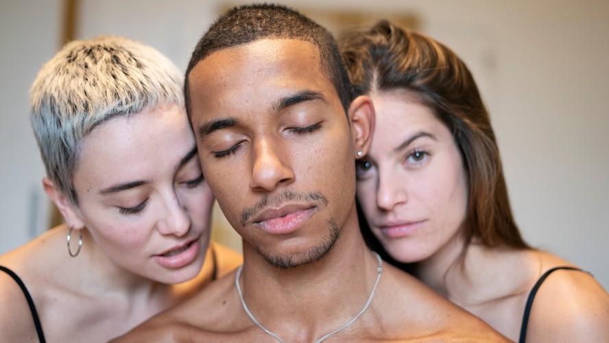 psicologiasdobrasil.com.br - Nem h&eacute;tero, nem bi? O termo &ldquo;heteroflex&iacute;vel&rdquo; est&aacute; se espalhando... e os n&uacute;meros mostram isso