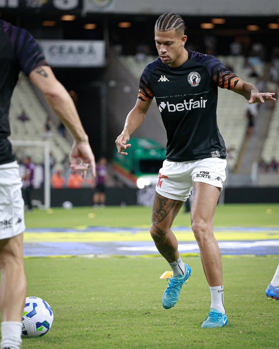 João Victor falhou no primeiro gol do Ceará no Castelão