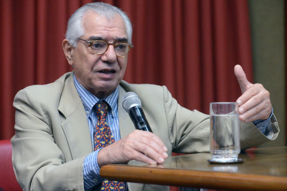 Morre aos 81 anos o cientista pol&iacute;tico Jos&eacute; &Aacute;lvaro Mois&eacute;s