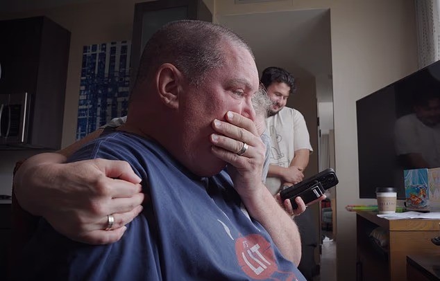 Homem se comunica novamente após implante cerebral revolucionário