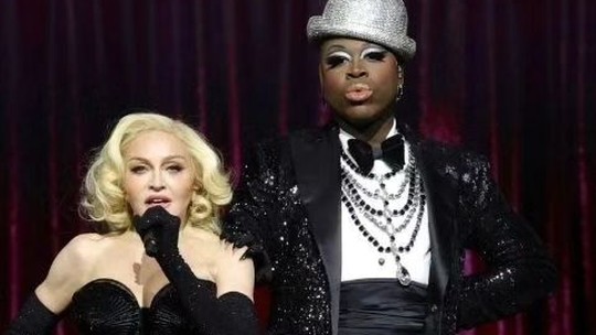 Milton Cunha sobre show da Madonna: 'Escolha linda a da drag queen rainha negra como mestra de cerimônias'