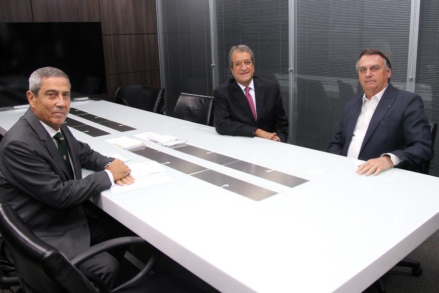 Jair Bolsonaro, Valdemar Costa Neto e Braga Netto