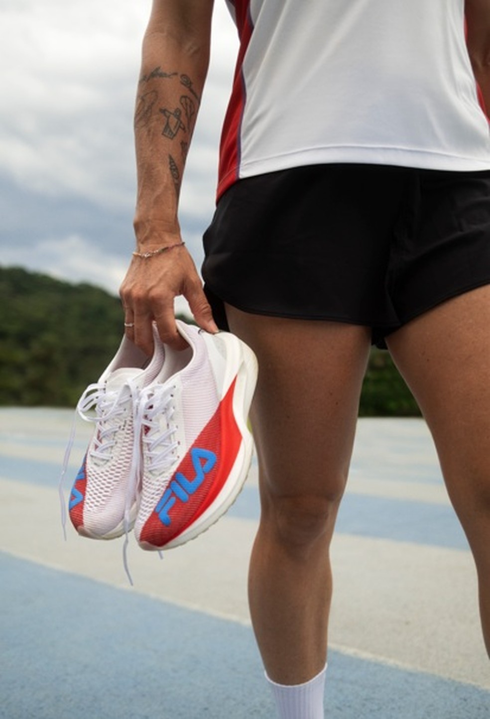 Racer Carbon 3 é o tênis top de linha da marca — Foto: Divulgação Fila