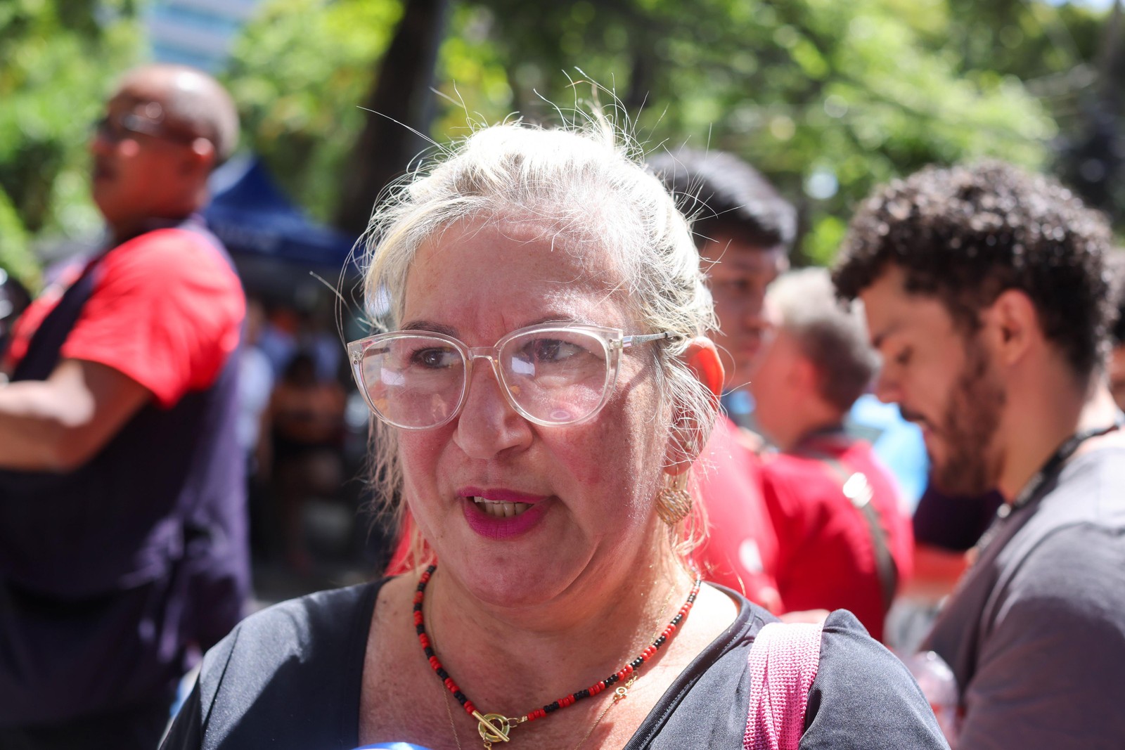 Andréa Umbelino, de 52 anos, se atrasou para o primeiro dia de Enem — Foto: Marcia Foletto