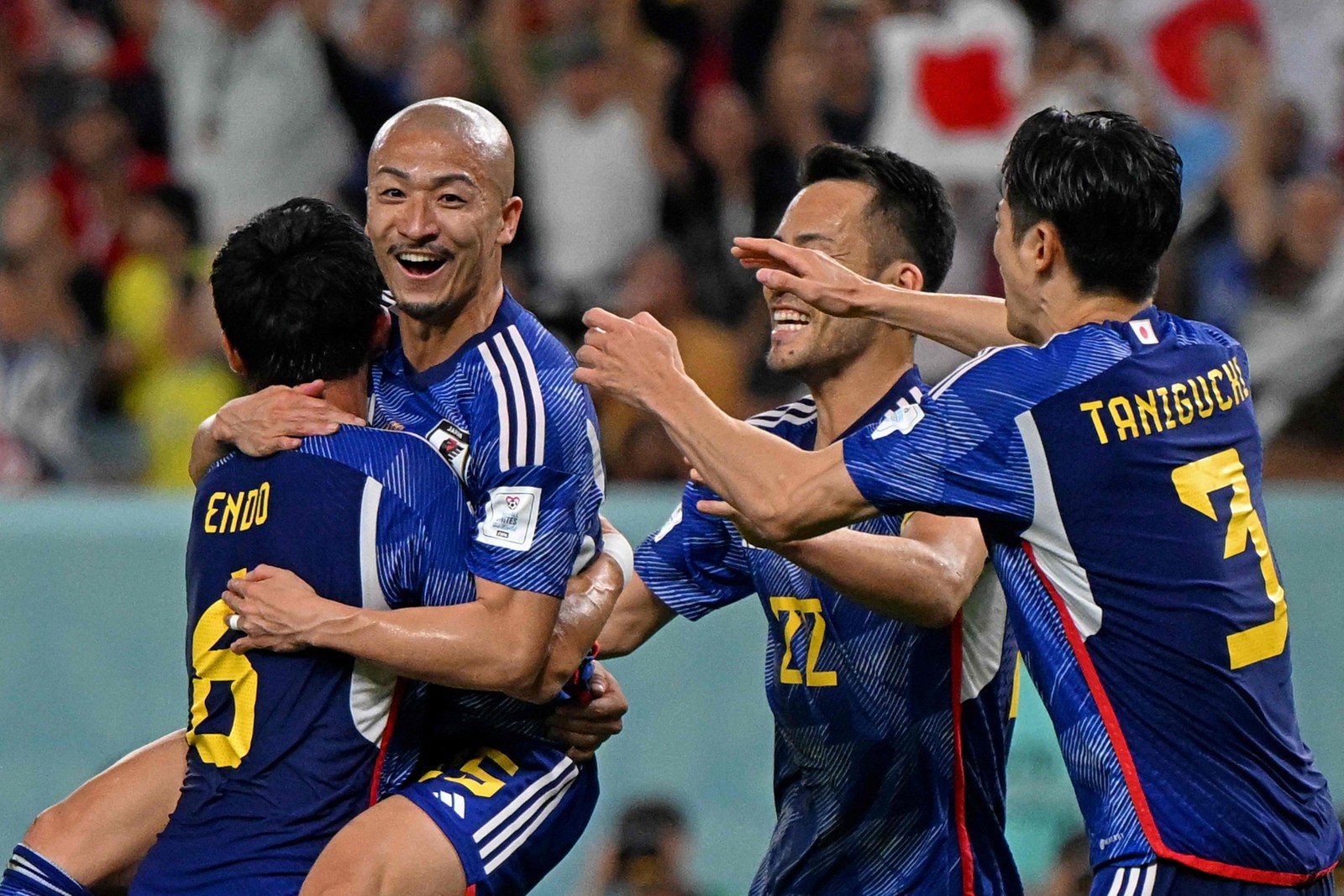 Atacante Daizen Maeda celebra o gol contra a Croácia — Foto: OZAN KOSE/AFP