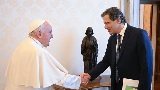 Haddad encontra Papa Francisco no Vaticano e discute combate a pobreza global