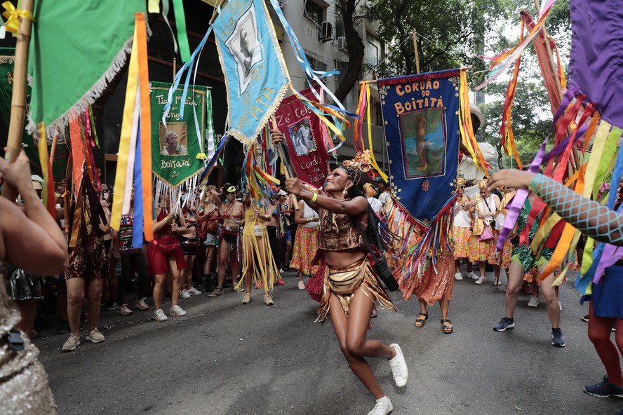 Quando cai o carnaval de 2025? Veja o dia da festa e como é definida a data