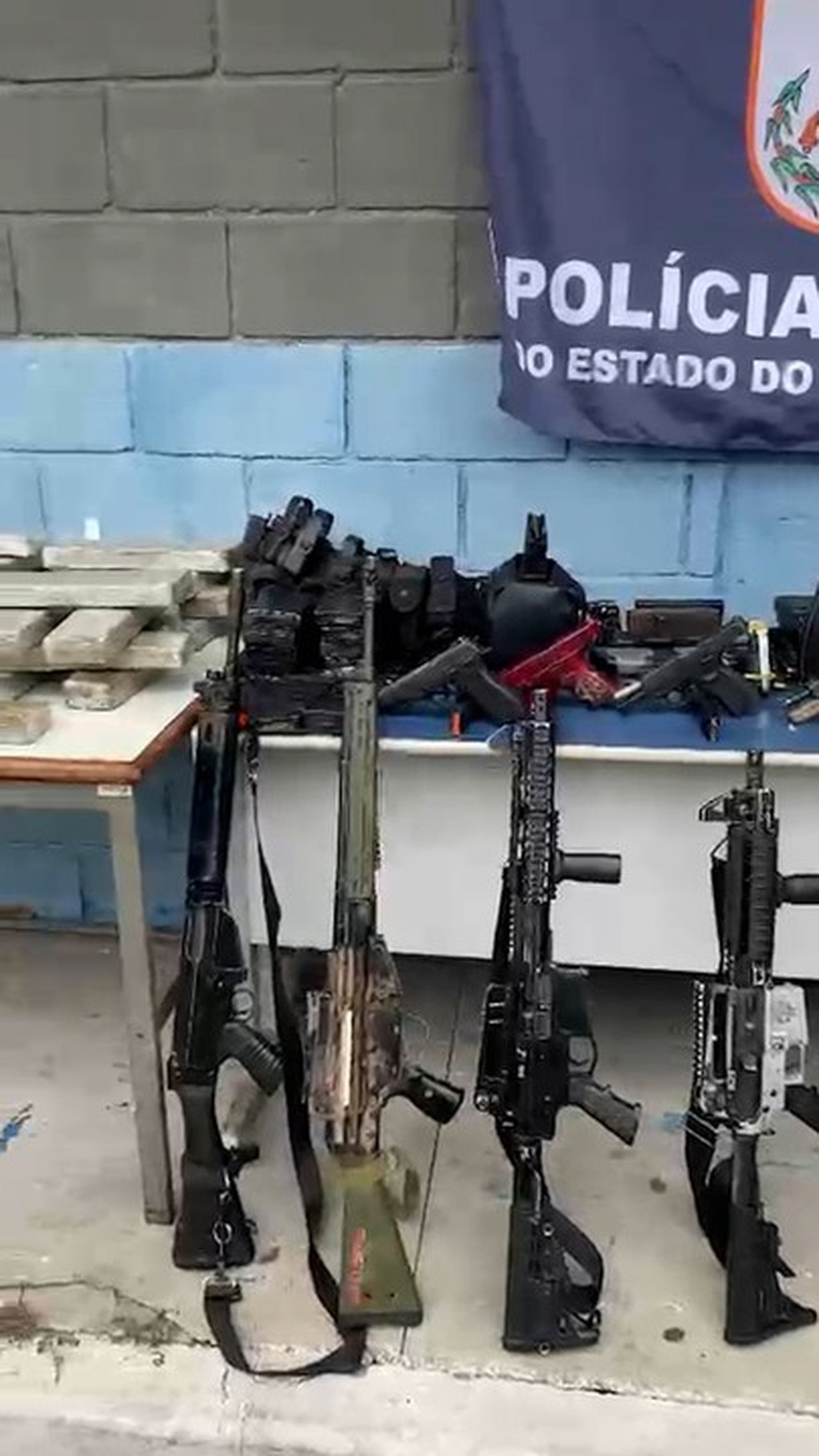 Operação na Maré contra o TCP deixa três suspeitos mortos e 13 pessoas ...
