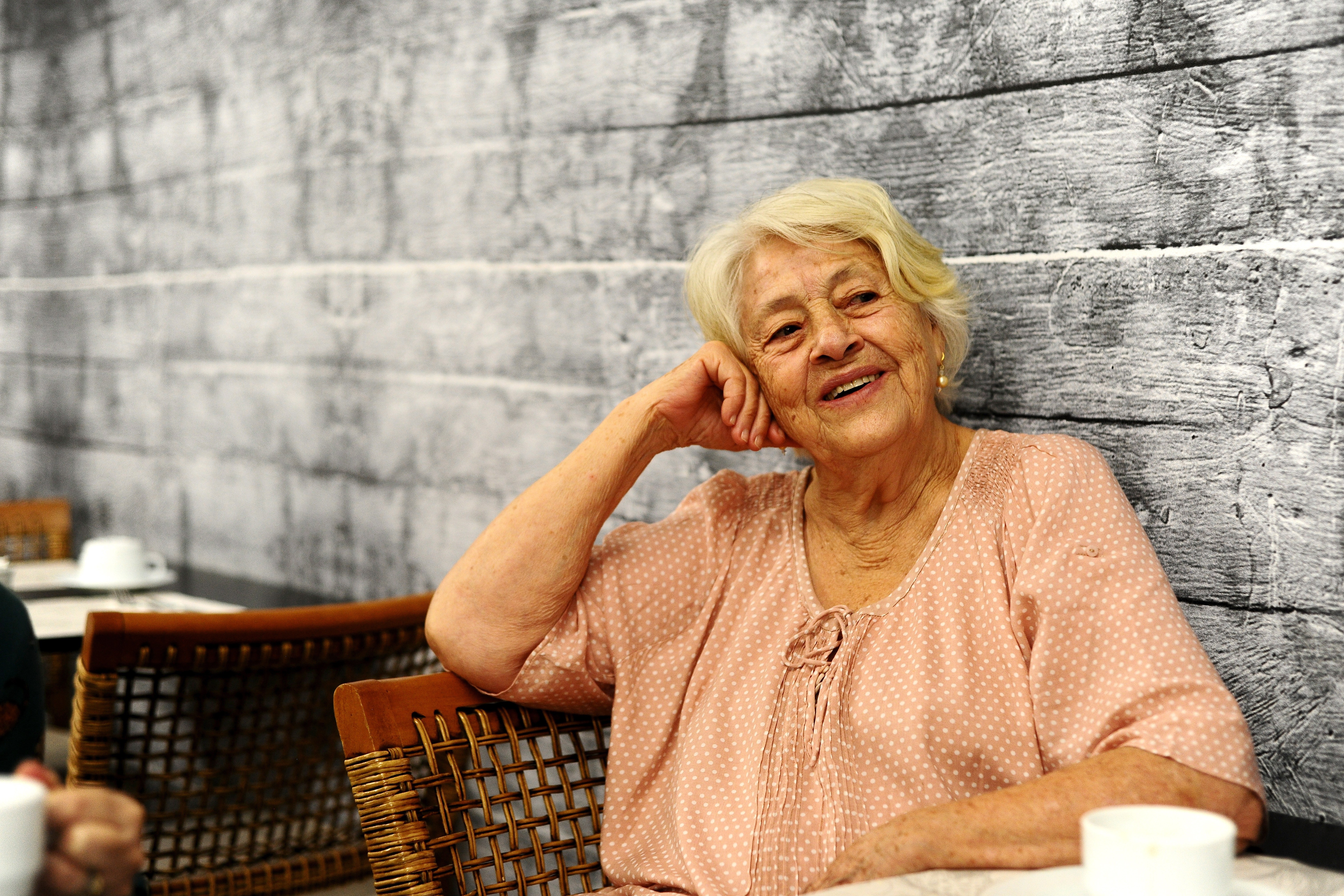 Biblioteca Nacional premia Adélia Prado, Paulinny Tort e biografia de Guimarães Rosa; veja a lista completa