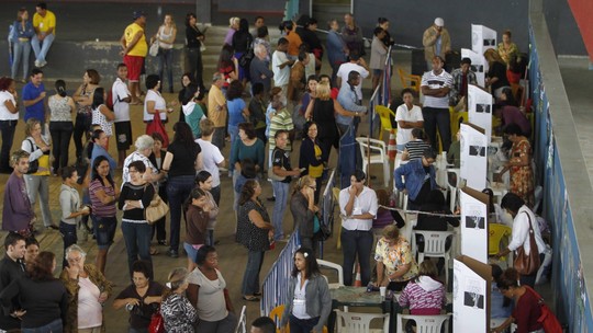 Quer voltar no tempo? Veja mais de 30 fotos de eleições passadas no Brasil 