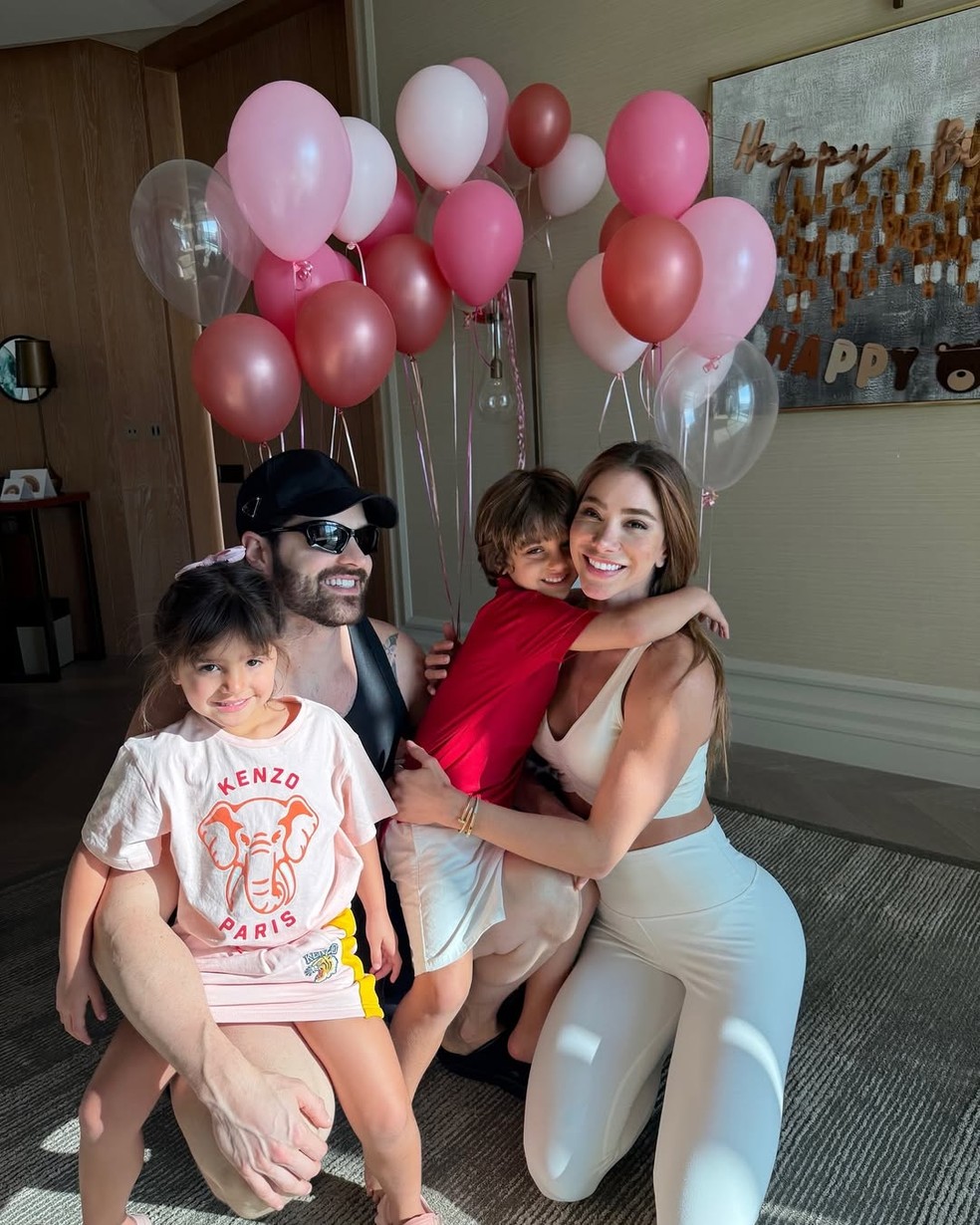 Romana Novais explicou por que precisou trocar prótese de silicone — Foto: Reprodução Instagram