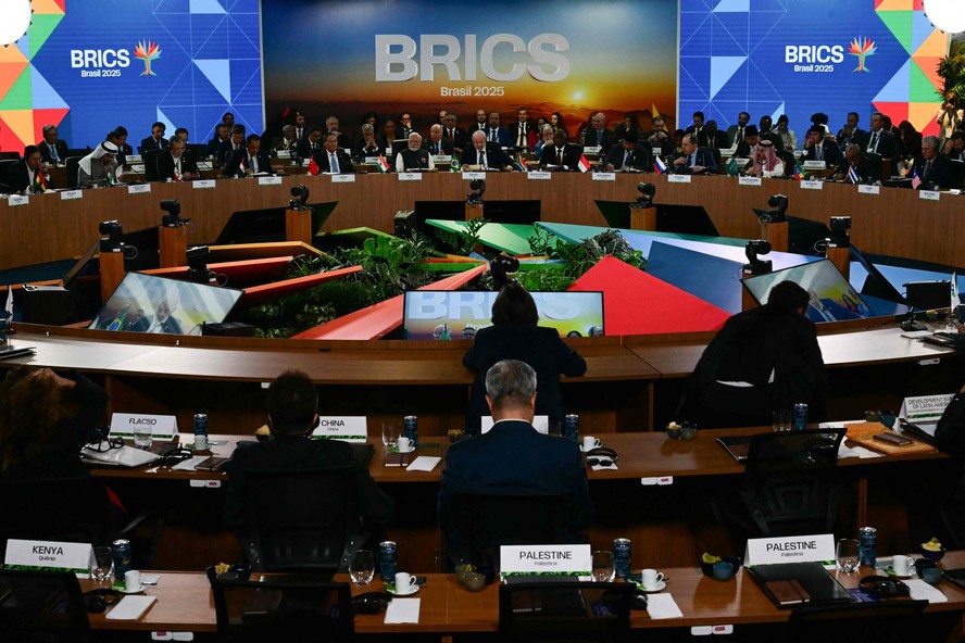 Sess&atilde;o plen&aacute;ria do Brics no Rio de Janeiro