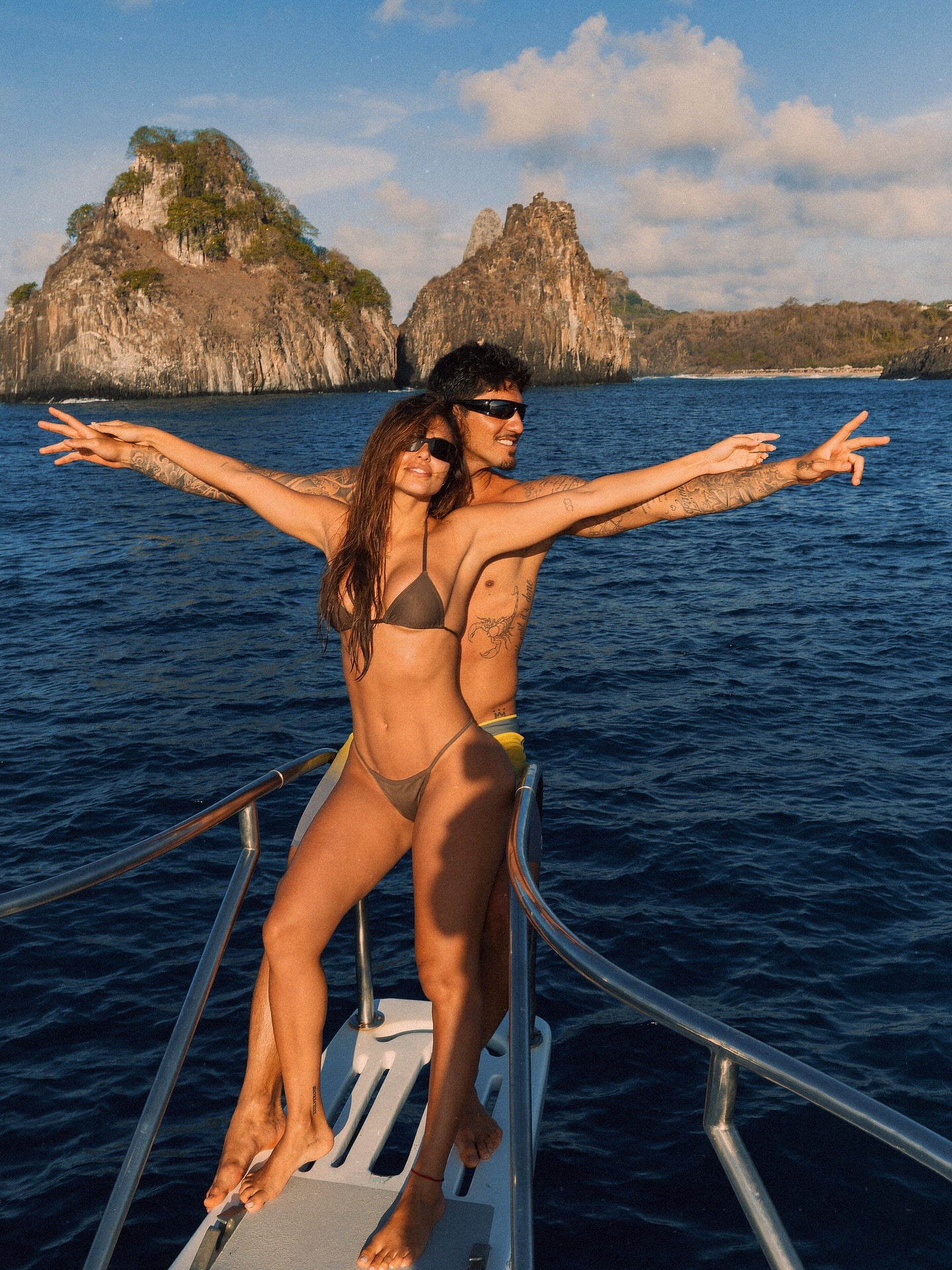 De bailarina do Faustão a musa do Salgueiro: conheça Isabella Arantes, mulher de Gabriel Medina - QTU Questões do Universo