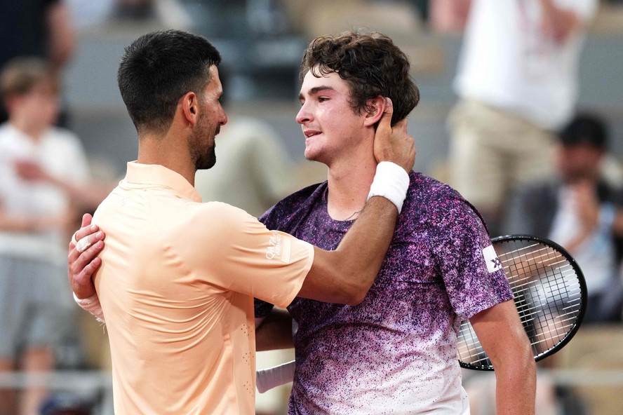 Eliminado por João Fonseca, Djokovic já disse que treinaria brasileiro após se aposentar: 'Esteja preparado'
