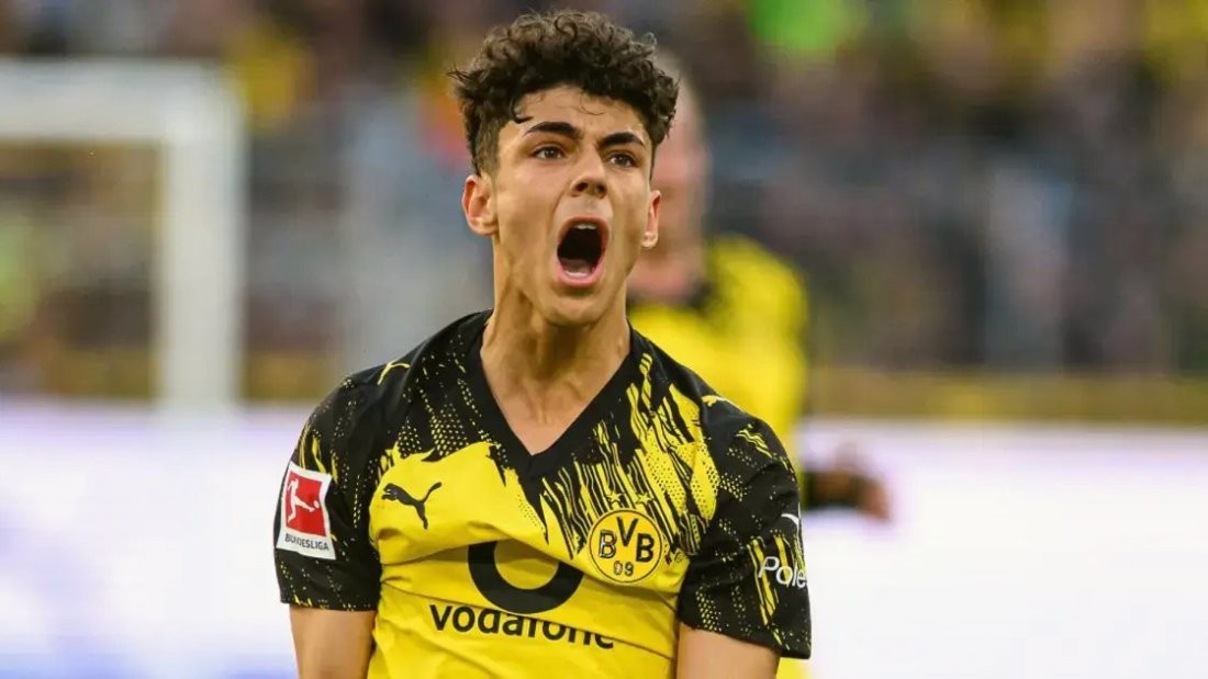 Filho de brasileiro, joia do Borussia Dortmund sonha em ganhar Copa do Mundo pela Itália: 