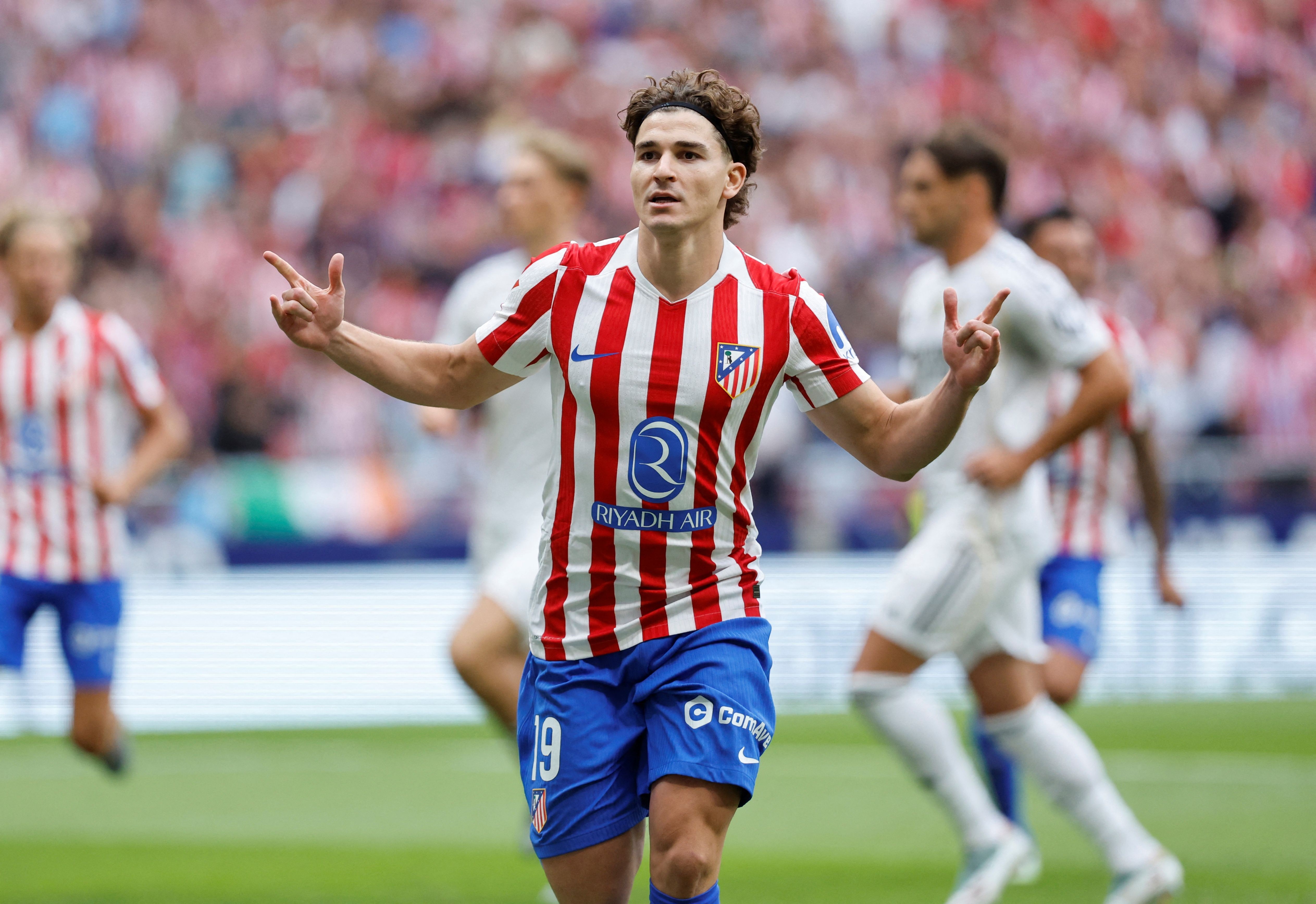 Após fechar com Gordon, Barcelona prepara oferta de R$ 528 milhões por Julián Álvarez, diz jornal