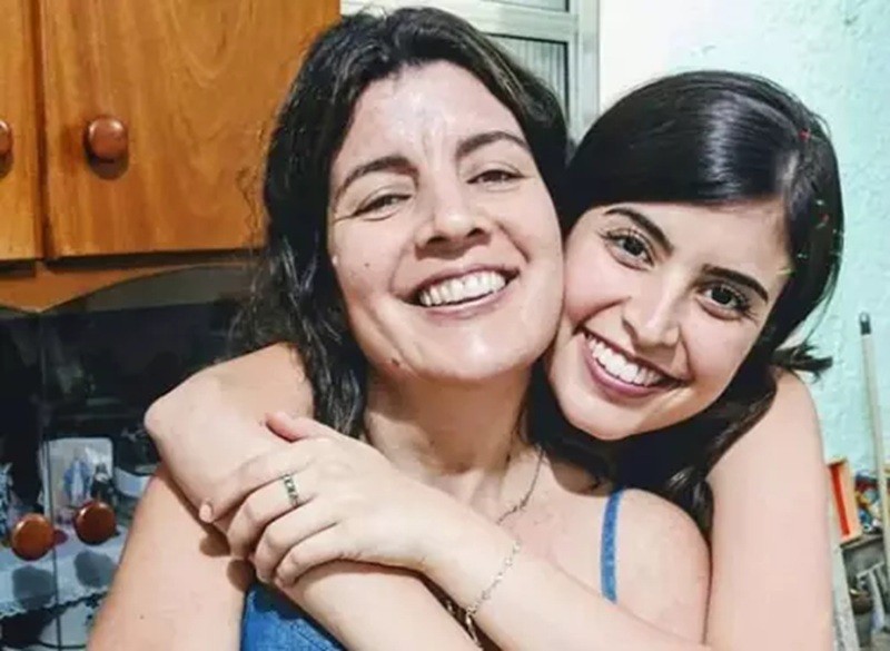 Mãe de Tabata Amaral é internada em estado grave após acidente em agenda  de campanha da filha - Foto