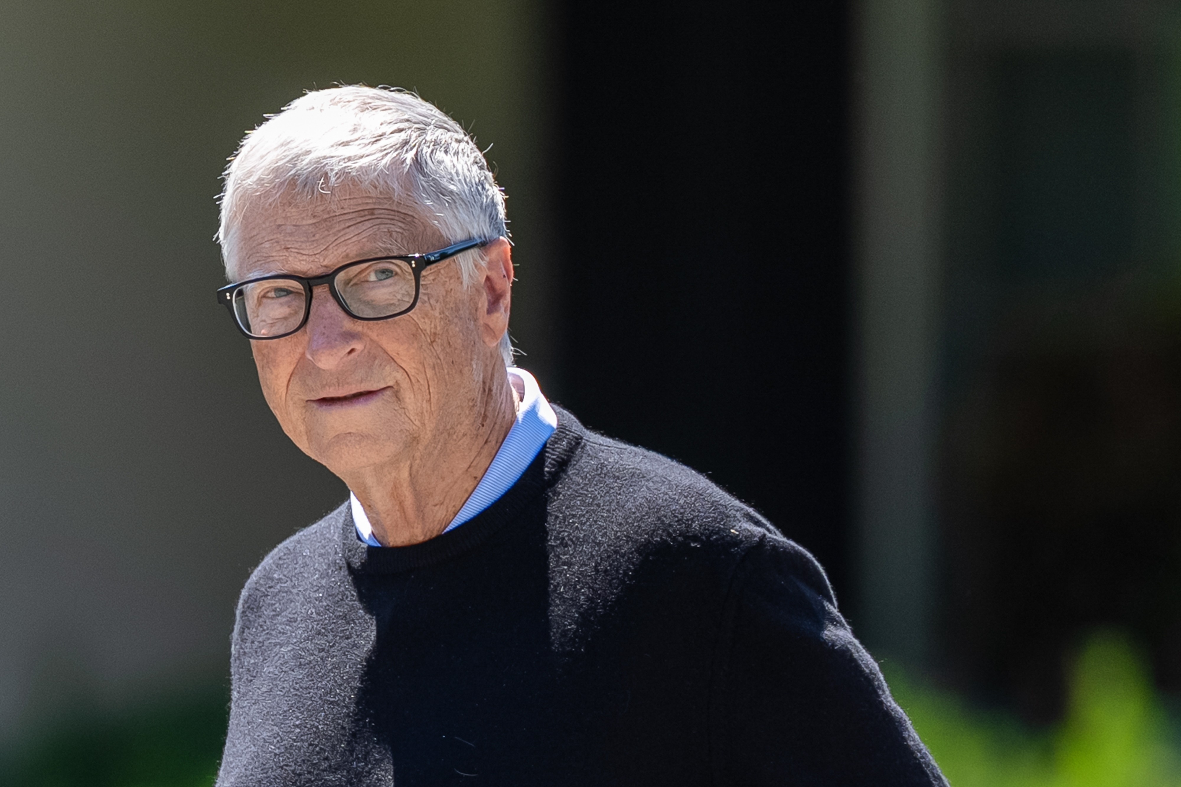 Bill Gates alerta que IA é poderosa o suficiente para provocar ‘1 bilhão de mortes'