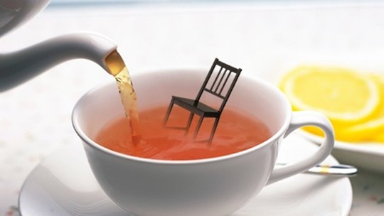 O chá de cadeira do deputado