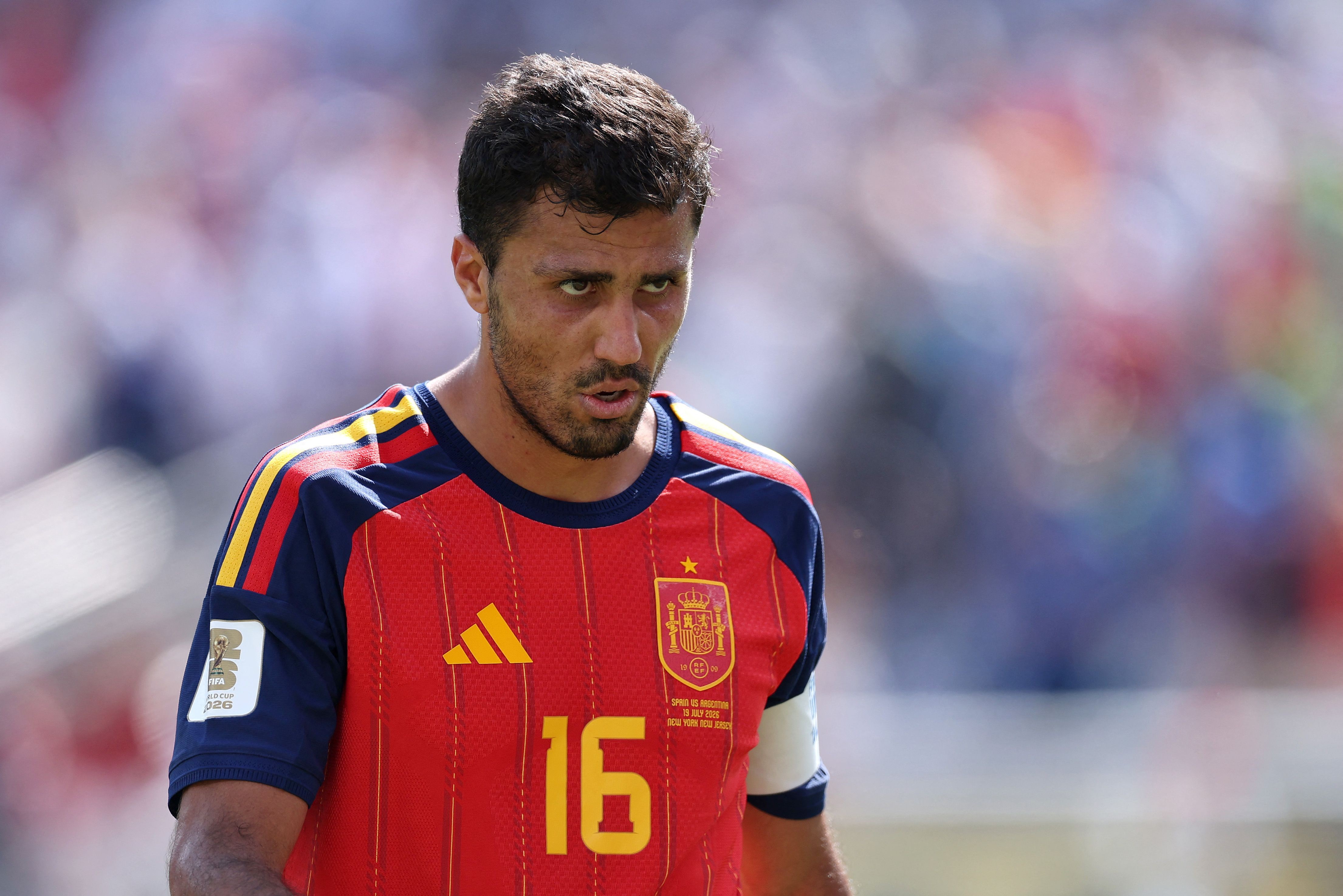 Maresca diz que espera Rodri de volta ao elenco do City nesta semana; volante tem negociações avançadas com o Barcelona