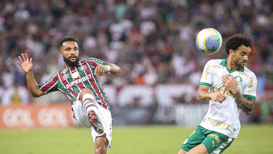 Samuel Xavier se torna o lateral-direito com mais jogos pelo Fluminense no século: 'É um orgulho defender estas três cores' 