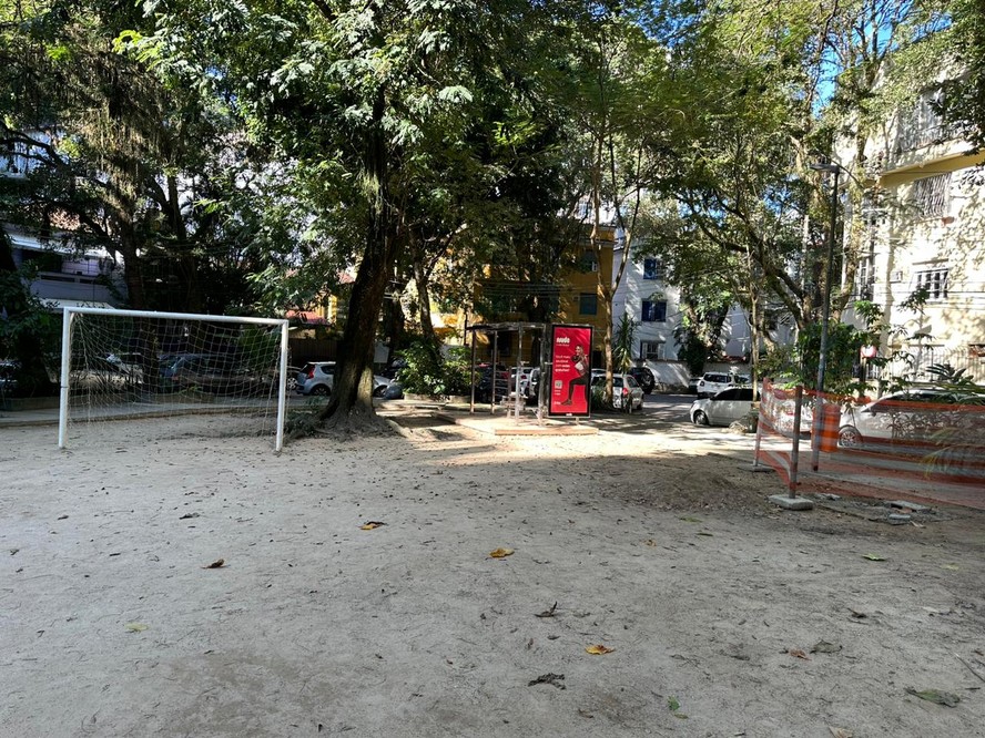 Área demarcada na praça Pio XI, semana passada, para receber a homenagem a Breno Silveira