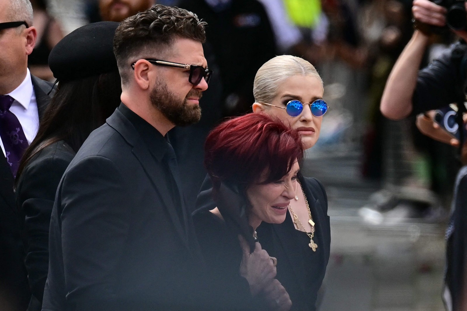ViúvaSharon Osbourne E OS Filhos de Ozzy, Kelly E Jack, Durante Despedida No Reino Unido - Foto: AFP