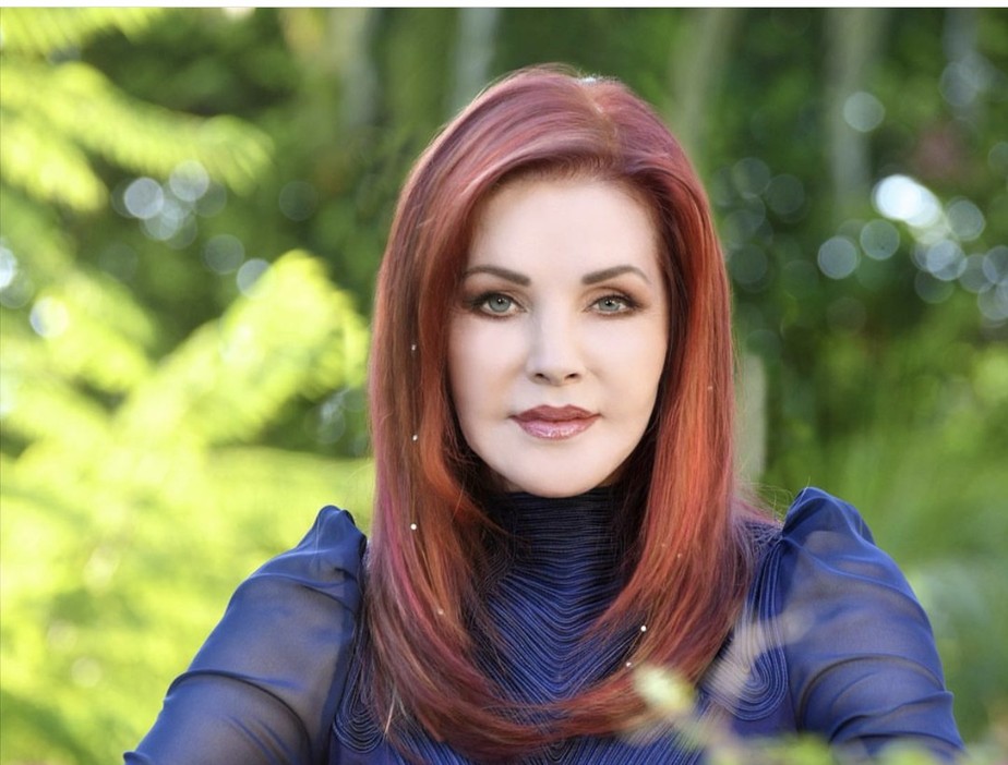 Disputa em família: Priscilla Presley e Riley Keough em conflito pela  herança de Lisa Marie Presley