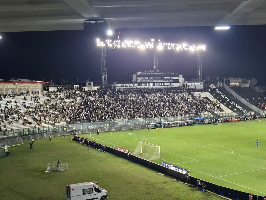 'Público zero': em má fase, Vasco busca classificação na Sul-Americana ...