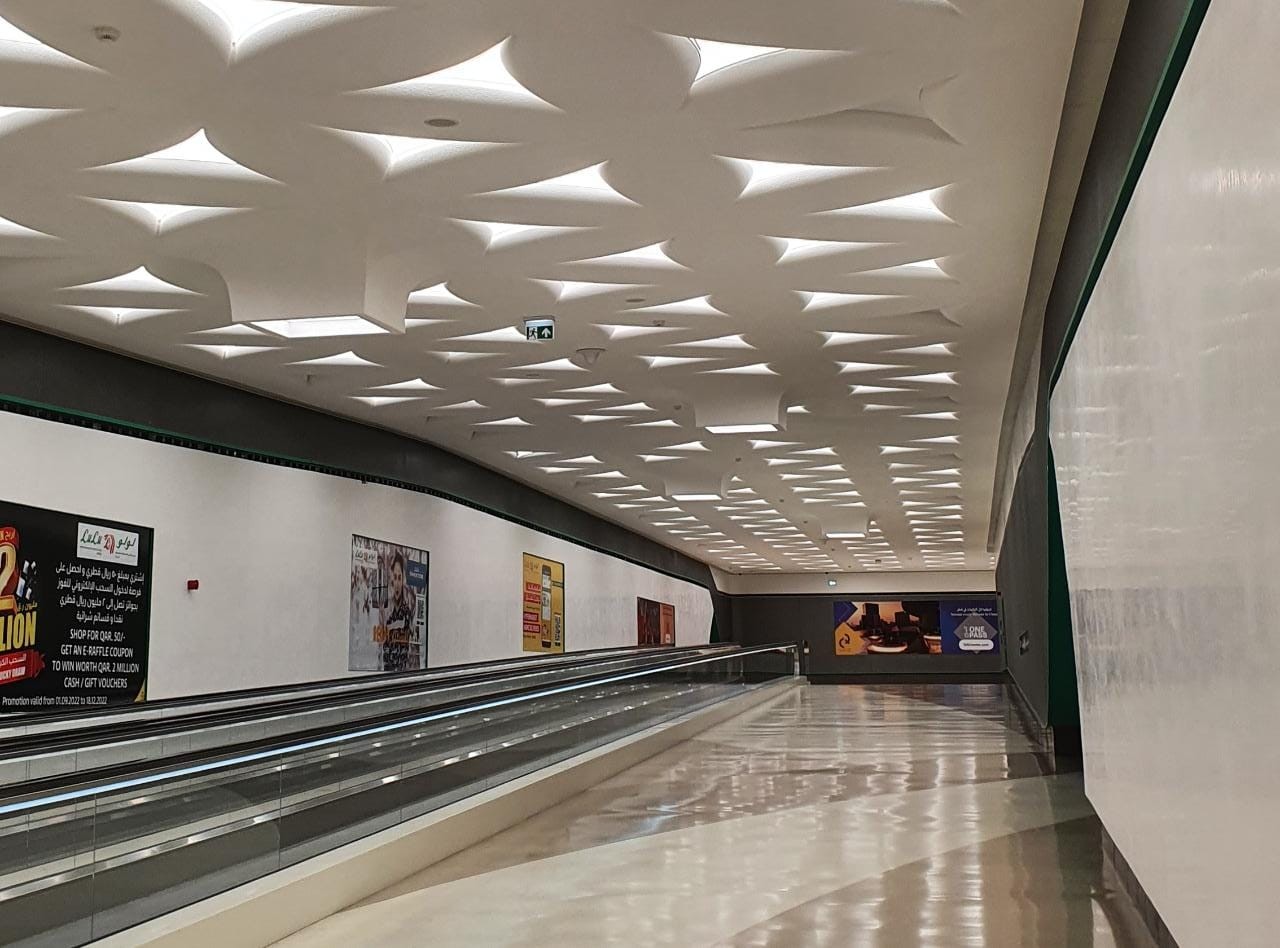 Metrô de Doha chama a atenção pela limpeza e instalações impecáveis — Foto: Renan Damasceno
