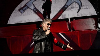 Show de Roger Waters no Engenhão, em 2012 — Foto: Mônica Imbuzeiro