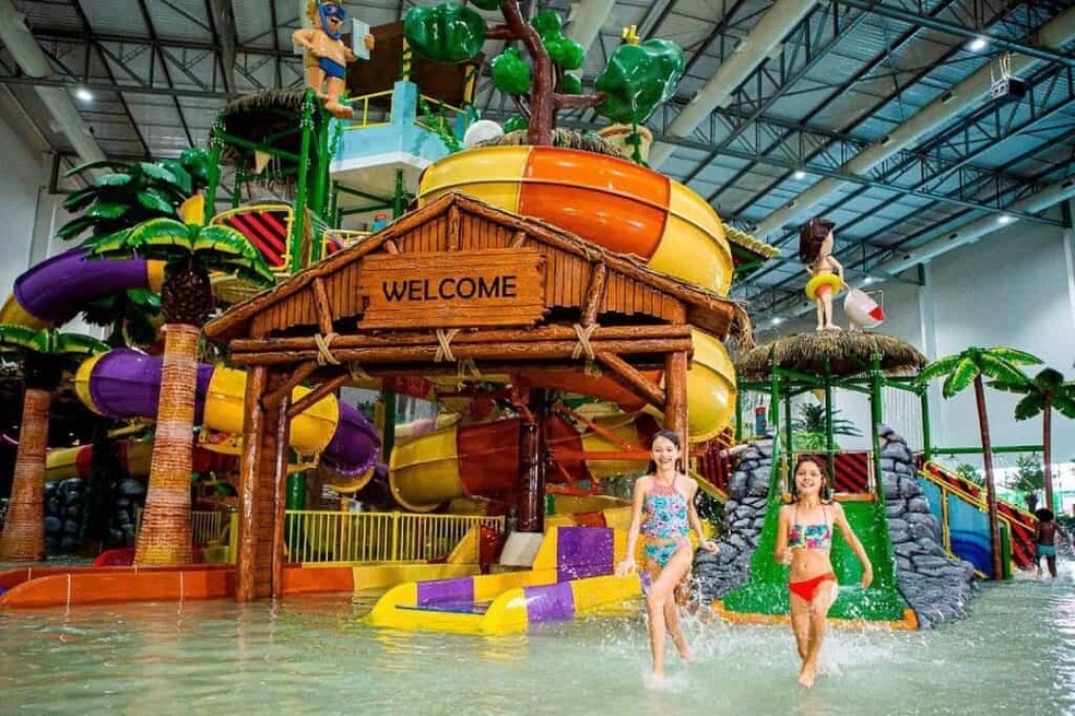 Resort escolhido por Viih Tube e Eliezer para aniversário de Lua tem parque aquático indoor — Foto: Reprodução