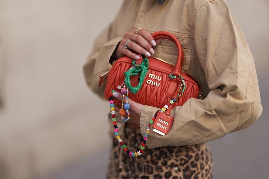 Com sucesso da Miu Miu na geração Z, Prada supera a crise das