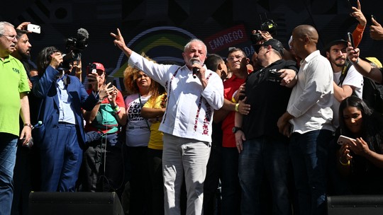 Lula avalia dois convites para o 1º de Maio; saiba quais